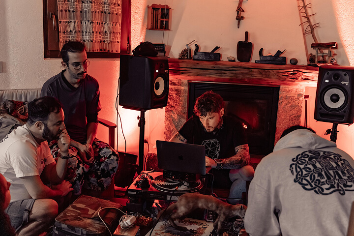 InnerBerg Kollektiv nuove narrazioni artistiche